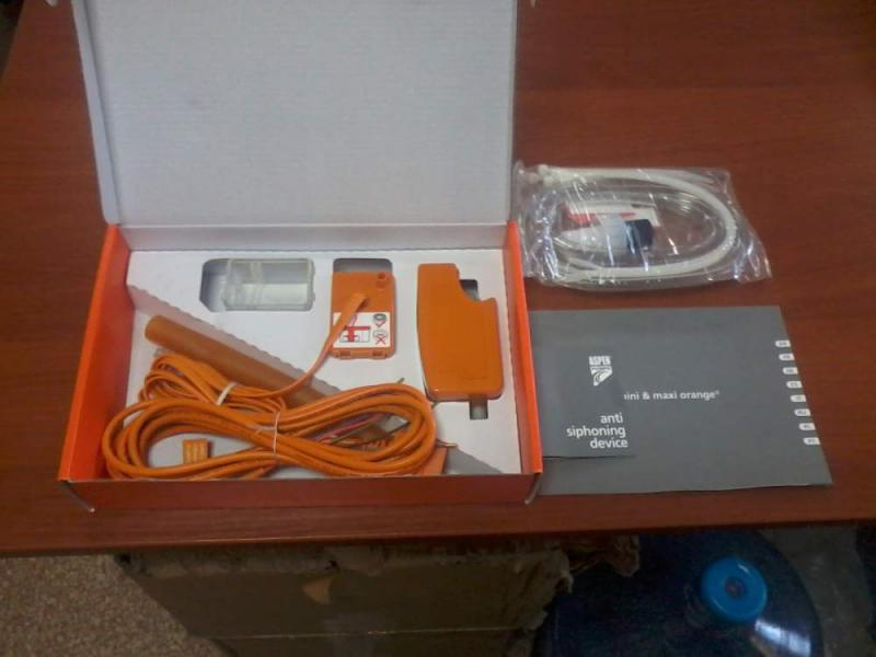 Продажа.Помпа ASPEN MINI ORANGE. 2000 р.